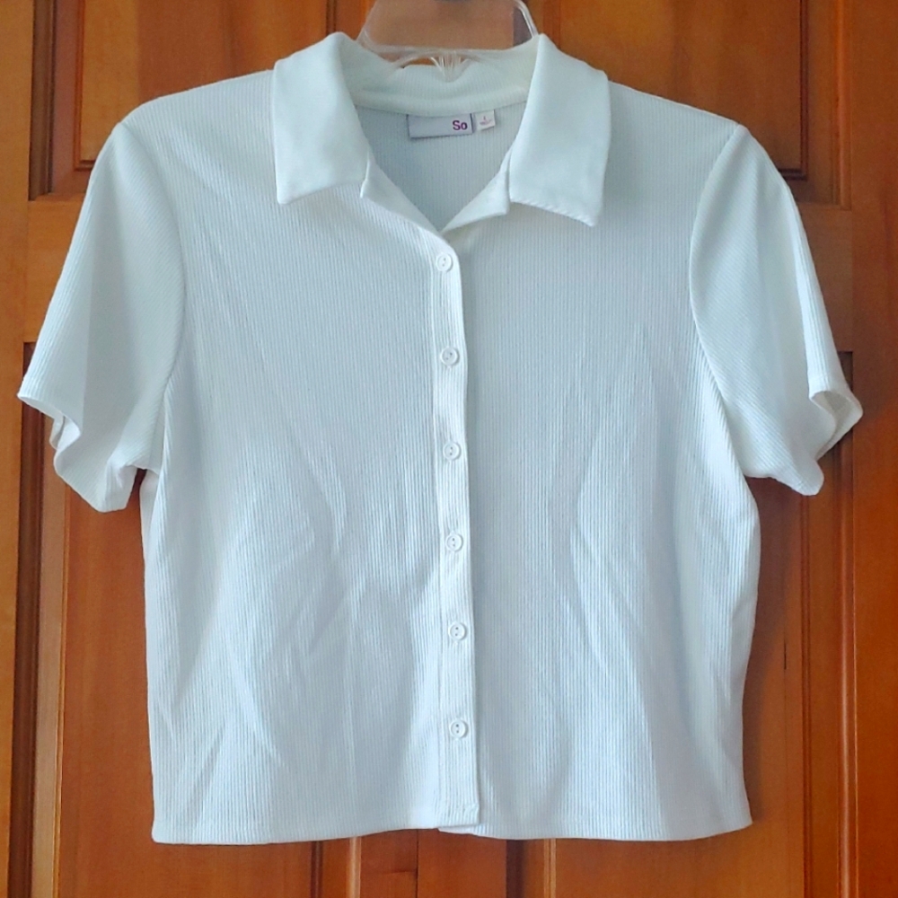SO Junior's White Ribbed Cropped Button Down Shirt Size Large